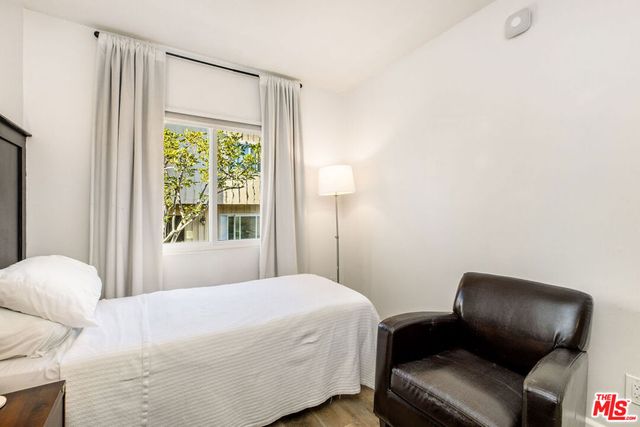 8025 Redlands Street 13, Playa Del Rey, CA 90293