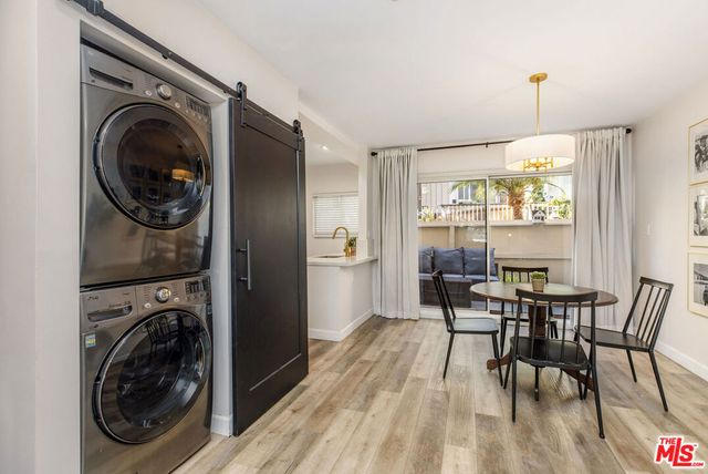 8025 Redlands Street 13, Playa Del Rey, CA 90293