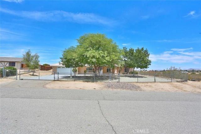 14690 Zuni Lane, Victorville, CA 92394