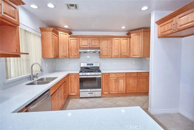 14690 Zuni Lane, Victorville, CA 92394