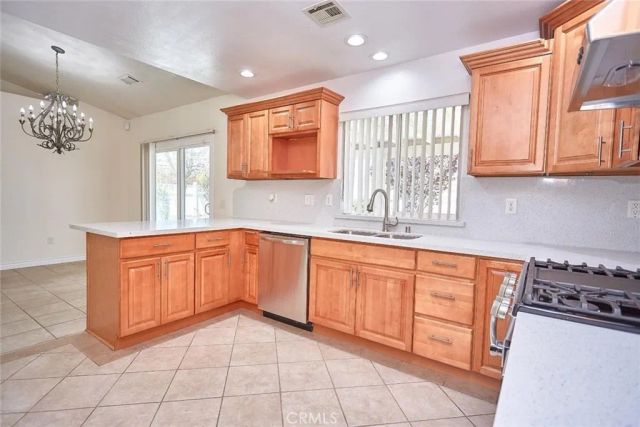 14690 Zuni Lane, Victorville, CA 92394