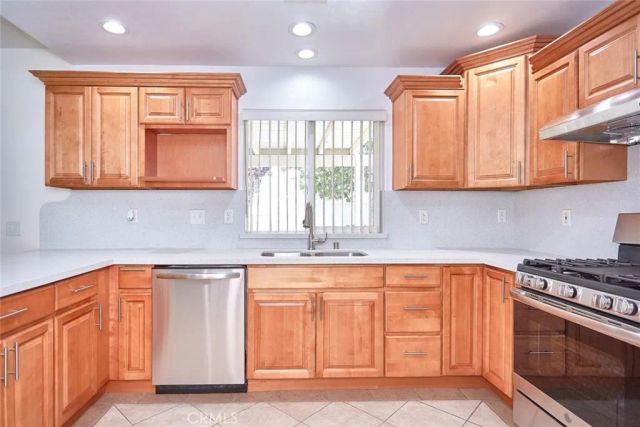 14690 Zuni Lane, Victorville, CA 92394