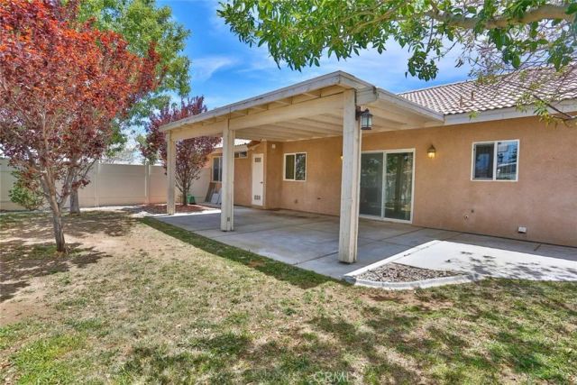 14690 Zuni Lane, Victorville, CA 92394