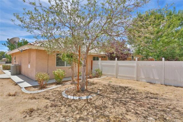 14690 Zuni Lane, Victorville, CA 92394