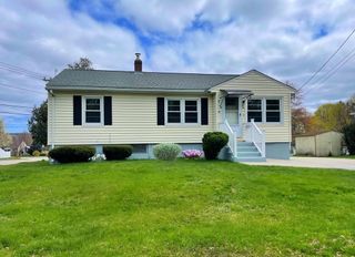 75 Osceola Ave, Worcester, MA 01606