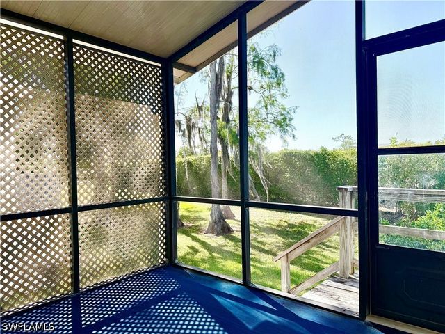 435 Cheetah DR 435, Naples, FL 34114