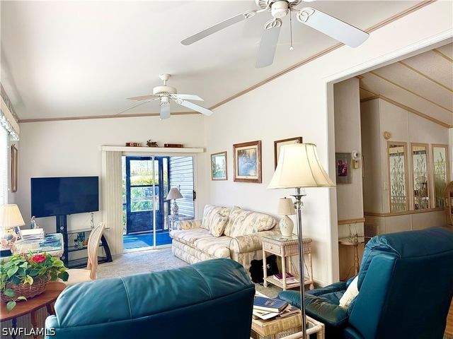 435 Cheetah DR 435, Naples, FL 34114