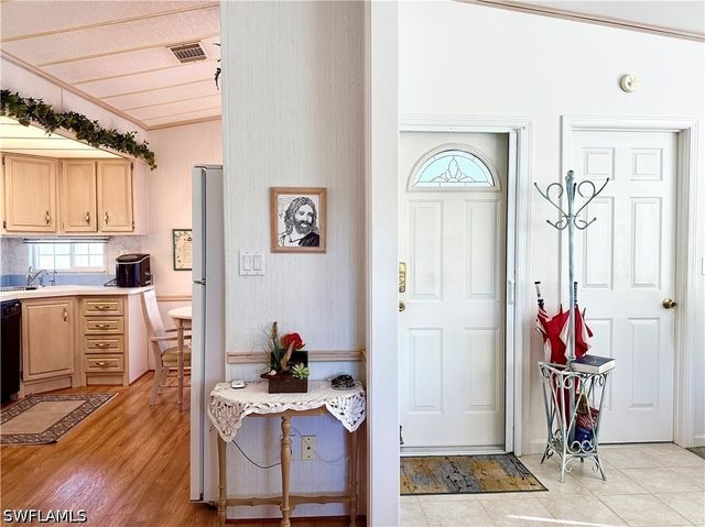 435 Cheetah DR 435, Naples, FL 34114