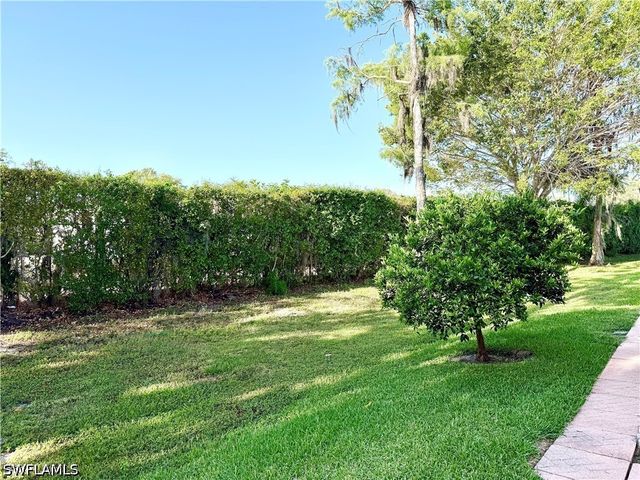 435 Cheetah DR 435, Naples, FL 34114