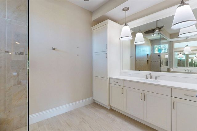 9240 Orchid Cove Circle, Vero Beach, FL 32963