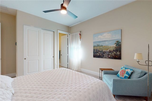 9240 Orchid Cove Circle, Vero Beach, FL 32963