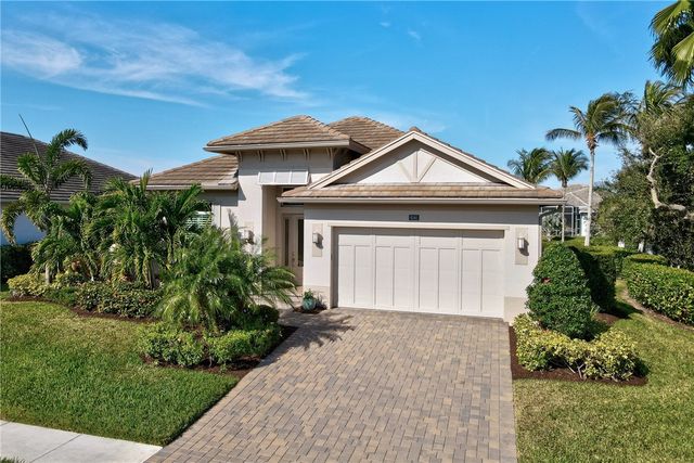 9240 Orchid Cove Circle, Vero Beach, FL 32963