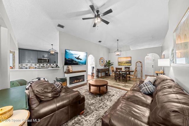 4616 Four Lakes Drive, Melbourne, FL 32940