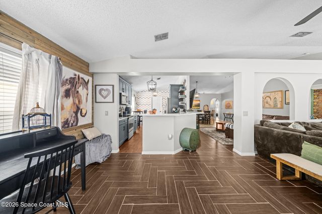 4616 Four Lakes Drive, Melbourne, FL 32940