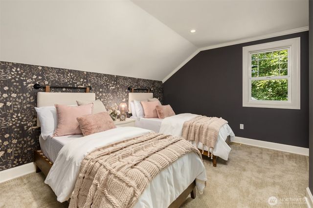 8219 NE New Brooklyn Road, Bainbridge Island, WA 98110