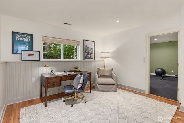 8219 NE New Brooklyn Road, Bainbridge Island, WA 98110