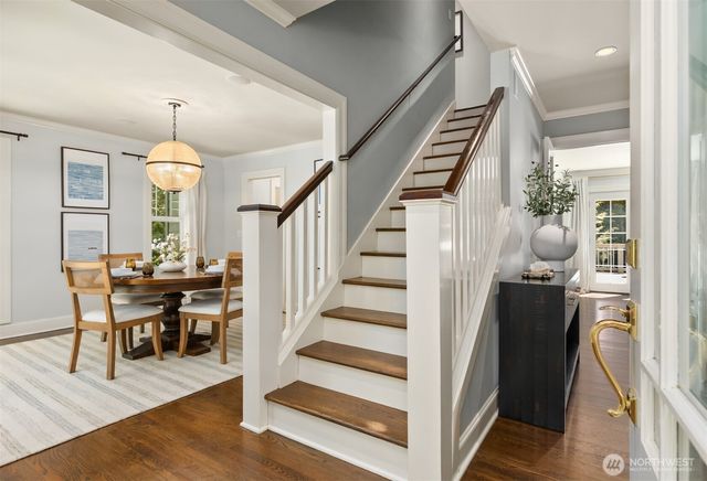 8219 NE New Brooklyn Road, Bainbridge Island, WA 98110