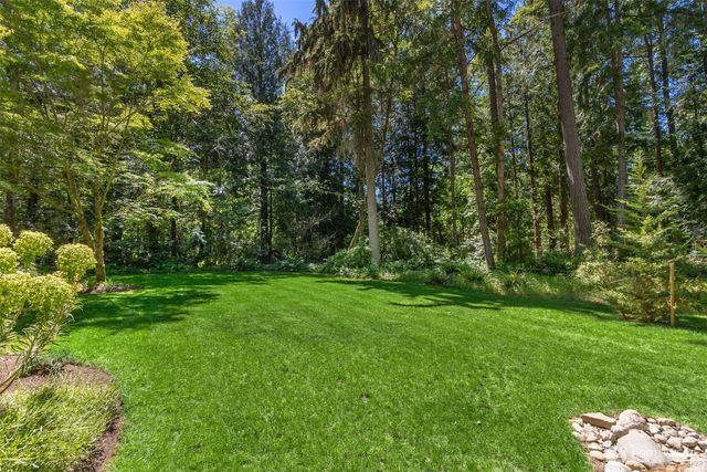8219 NE New Brooklyn Road, Bainbridge Island, WA 98110