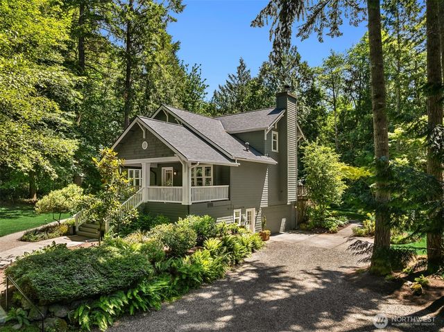 8219 NE New Brooklyn Road, Bainbridge Island, WA 98110