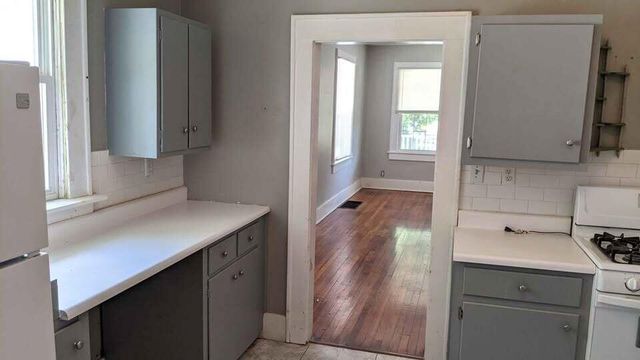 1337 S Kimbrough Avenue, Springfield, MO 65807