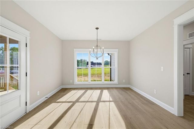 4211 Gracewood Farm Drive, Winston-salem, NC 27101