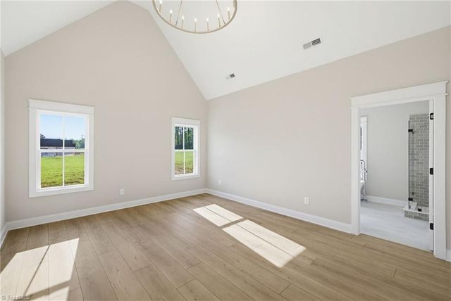 4211 Gracewood Farm Drive, Winston-salem, NC 27101