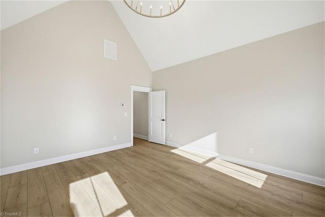 4211 Gracewood Farm Drive, Winston-salem, NC 27101