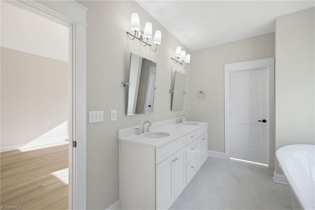 4211 Gracewood Farm Drive, Winston-salem, NC 27101
