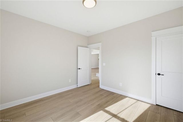 4211 Gracewood Farm Drive, Winston-salem, NC 27101