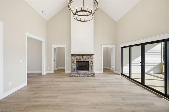 4211 Gracewood Farm Drive, Winston-salem, NC 27101