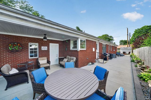 534 N Coquillard Drive, South Bend, IN 46617
