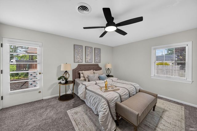 534 N Coquillard Drive, South Bend, IN 46617