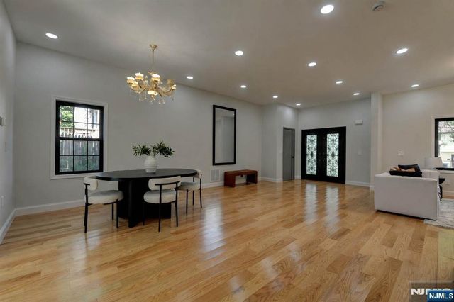 49 Longview Avenue, Par-troy Hills Twp., NJ 07034
