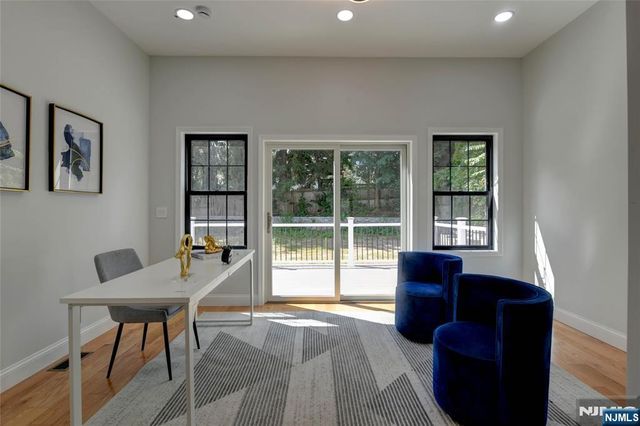 49 Longview Avenue, Par-troy Hills Twp., NJ 07034