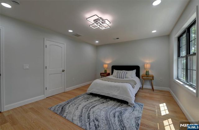 49 Longview Avenue, Par-troy Hills Twp., NJ 07034