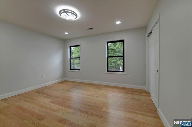 49 Longview Avenue, Par-troy Hills Twp., NJ 07034