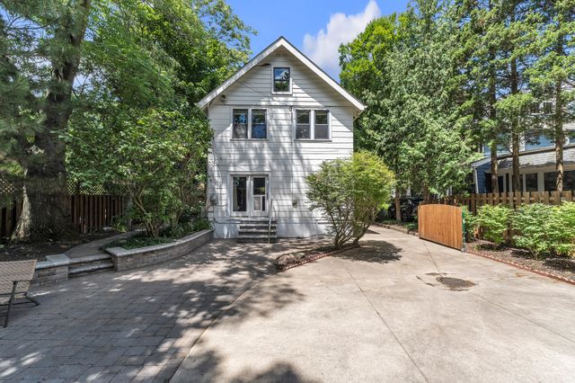 1418 Morton Avenue, Ann Arbor, MI 48104