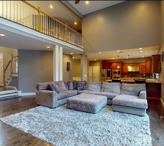 4 Southdown Drive, Bristol, CT 06010