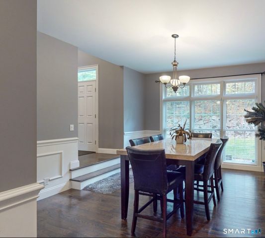 4 Southdown Drive, Bristol, CT 06010