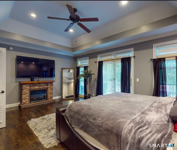 4 Southdown Drive, Bristol, CT 06010