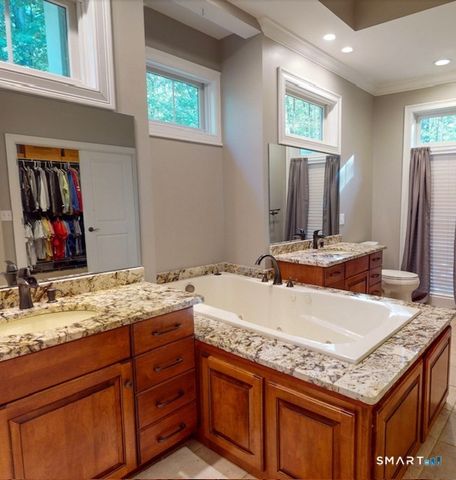 4 Southdown Drive, Bristol, CT 06010