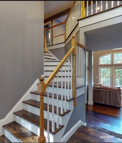 4 Southdown Drive, Bristol, CT 06010