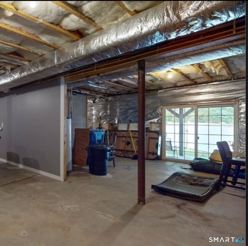 4 Southdown Drive, Bristol, CT 06010