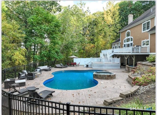 4 Southdown Drive, Bristol, CT 06010