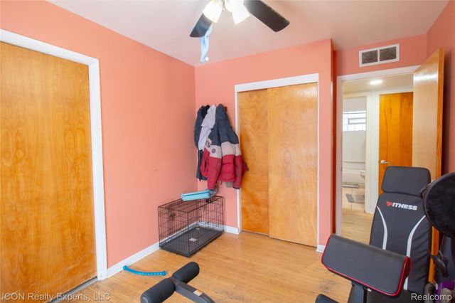 23917 Grunalt Avenue, Warren, MI 48091