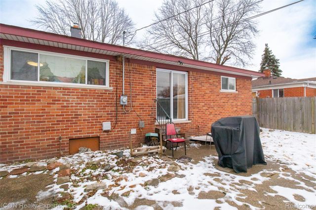 23917 Grunalt Avenue, Warren, MI 48091