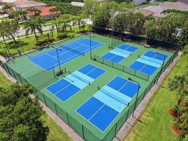 11131 Laurel Walk Road, Wellington, FL 33449