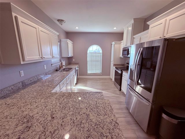 611 Dela Cruz Drive, Winnsboro, TX 75494