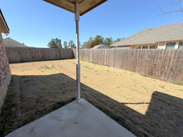 611 Dela Cruz Drive, Winnsboro, TX 75494