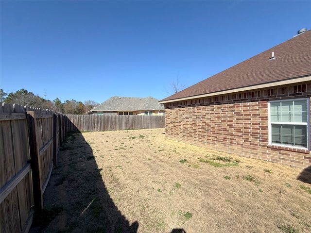 611 Dela Cruz Drive, Winnsboro, TX 75494